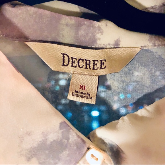 Sheer watercolor pattern blouse button up - Picture 5 of 6